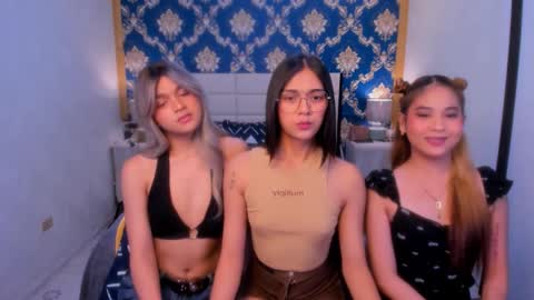 Snapshot of athenaheart chatting on February 4, 12:33 pm Ady online show from February 4, 12:33 pm