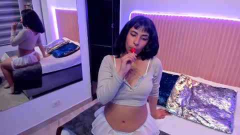 Athenea online show from December 14, 3:18 am