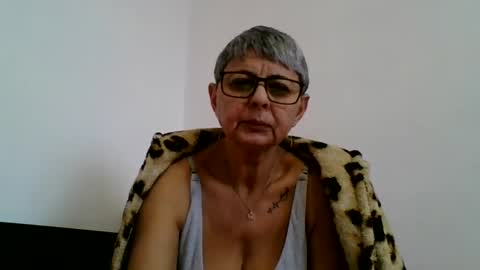 atikaarea online show from December 9, 11:26 am