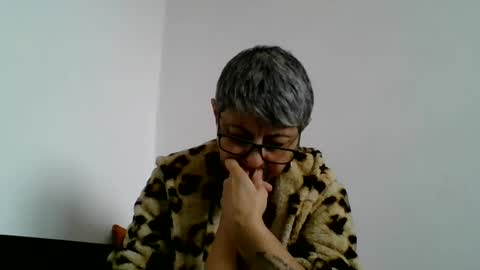 atikaarea online show from December 23, 10:53 am