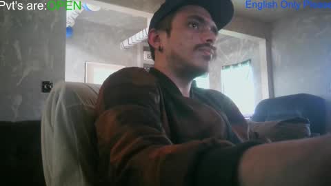 Snapshot of atmorin01 chatting on February 4, 7:42 pm Atmarin199 aka Dre online show from February 4, 7:42 pm