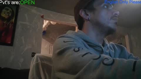 Snapshot of atmorin01 chatting on March 2, 11:06 am Atmarin199 aka Dre online show from March 2, 11:06 am