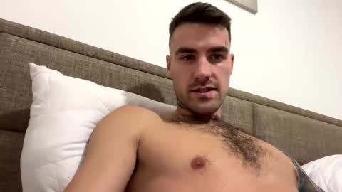 Snapshot of atrani_boy chatting on November 14, 3:00 pm Atrani Boy online show from November 14, 3:00 pm