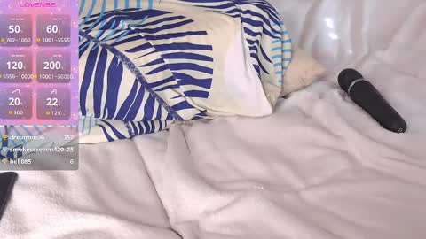 Sarah Doll online show from March 27, 8:26 am