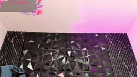 Audrey Hayworth online show from February 5, 9:03 am