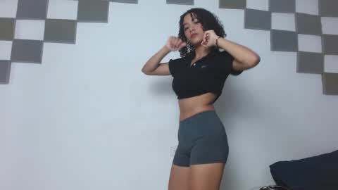Snapshot of aura_deep_hot chatting on September 13, 9:47 pm Aura online show from September 13, 9:47 pm