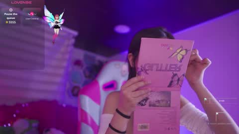 Snapshot of aura_rouss chatting on November 12, 1:28 am aura_rouss online show from November 12, 1:28 am