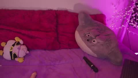 Snapshot of aura_rouss chatting on November 19, 11:27 pm aura_rouss online show from November 19, 11:27 pm