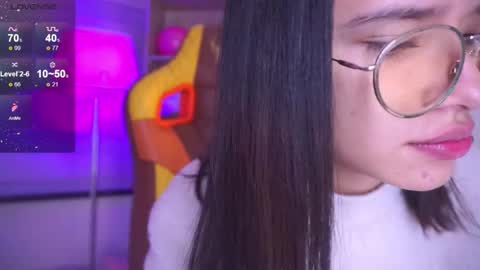 Snapshot of aura_rouss chatting on November 29, 12:57 am aura_rouss online show from November 29, 12:57 am