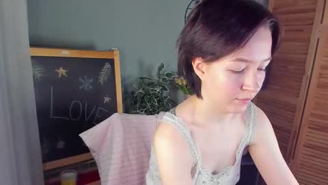 Snapshot of auradiaz chatting on February 24, 8:34 am auradiaz online show from February 24, 8:34 am