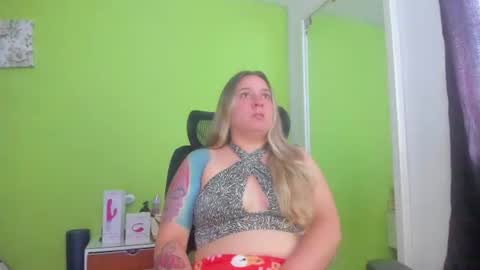 Aura Divina  online show from July 18, 7:28 pm