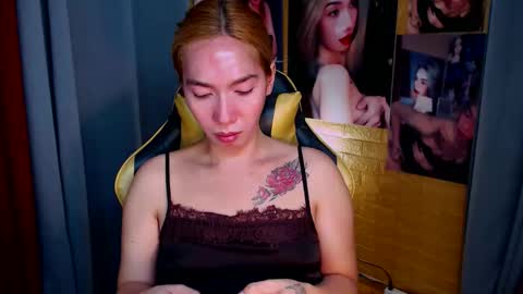 Miss awra online show from October 8, 6:33 am