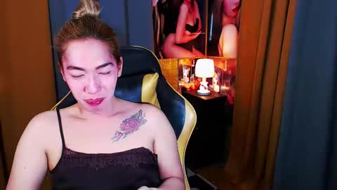 Miss awra online show from April 12, 5:51 pm