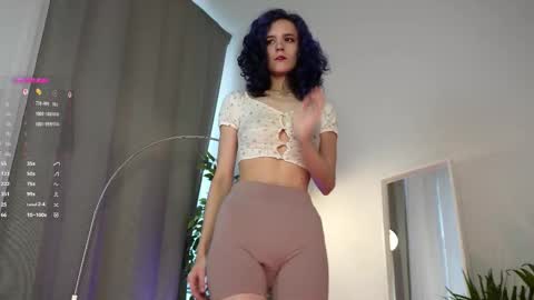 Snapshot of auralana chatting on October 9, 6:55 am Lana online show from October 9, 6:55 am