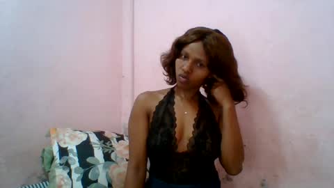 Snapshot of aurelia107 chatting on July 17, 8:35 pm aurelia107 online show from July 17, 8:35 pm