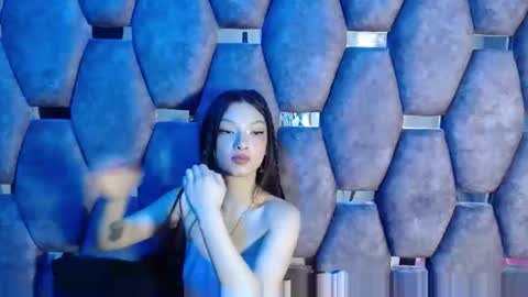 aurora online show from April 18, 2:54 pm