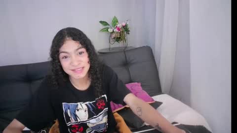 Snapshot of aurora_ath chatting on January 11, 5:20 am Aurora ath online show from January 11, 5:20 am