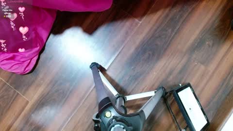 Snapshot of aurora_blossom__ chatting on January 22, 12:27 pm Aurora online show from January 22, 12:27 pm