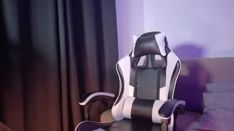 aurora_collins08 online show from July 22, 4:10 pm