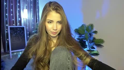 Aurora online show from February 6, 12:52 pm