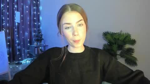 Aurora online show from February 13, 12:12 pm