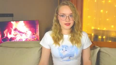 Kate online show from December 12, 7:48 pm