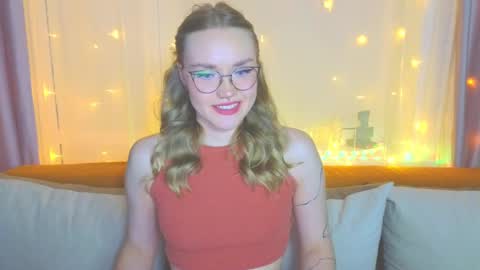 Kate online show from February 2, 7:04 pm