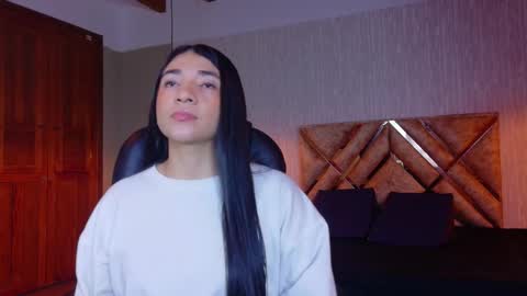 Aurora online show from November 5, 3:50 am