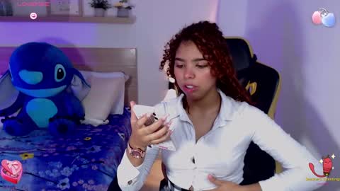 Snapshot of aurora_rodriguez chatting on December 22, 6:59 pm aurora_rodriguez online show from December 22, 6:59 pm
