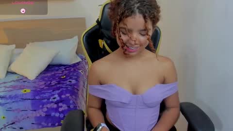 Snapshot of aurora_rodriguez chatting on January 14, 3:15 pm aurora_rodriguez online show from January 14, 3:15 pm