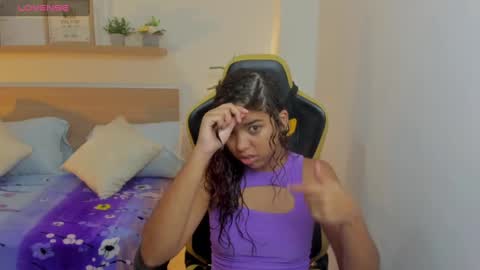 Snapshot of aurora_rodriguez chatting on January 15, 12:15 pm aurora_rodriguez online show from January 15, 12:15 pm