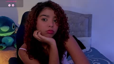 Snapshot of aurora_rodriguez chatting on February 26, 10:36 am aurora_rodriguez online show from February 26, 10:36 am