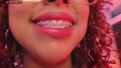 Snapshot of aurora_rodriguez chatting on March 2, 3:05 pm aurora_rodriguez online show from March 2, 3:05 pm