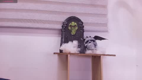 auroraa_miller online show from October 10, 11:53 am