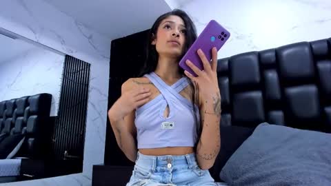 Aurora online show from November 28, 2:25 am