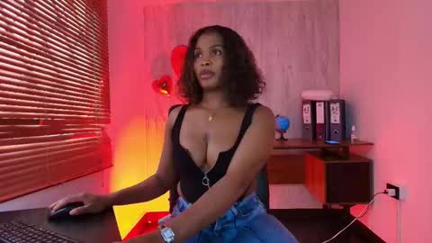 Ariana online show from February 12, 9:54 pm