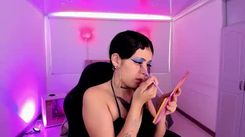 Aurora Diaz online show from November 6, 7:37 pm