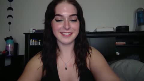 auroralightz1 online show from October 1, 1:33 am