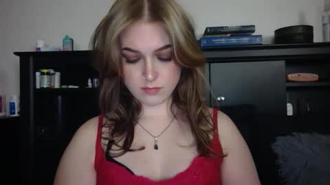 auroralightz1 online show from March 1, 9:50 pm