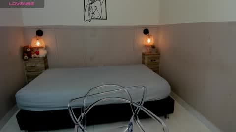 aurorasky7 online show from October 30, 11:44 am