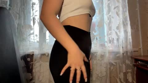 Elizabeth online show from February 25, 7:07 am