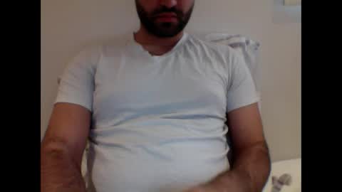 Snapshot of aussie099 chatting on December 7, 7:05 am aussie099 online show from December 7, 7:05 am