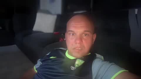 Snapshot of aussieboycal chatting on February 1, 11:21 am aussieboycal online show from February 1, 11:21 am