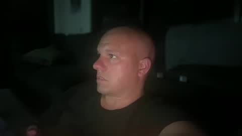 Snapshot of aussieboycal chatting on March 4, 11:40 am aussieboycal online show from March 4, 11:40 am