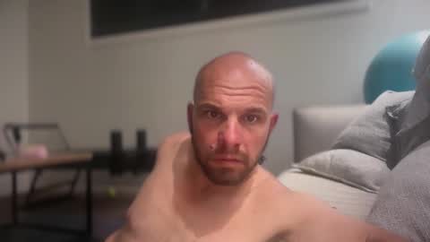 Snapshot of aussieboycal chatting on February 6, 12:30 pm aussieboycal online show from February 6, 12:30 pm