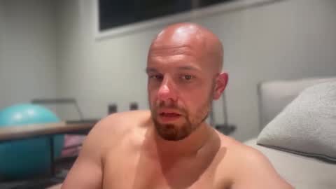 Snapshot of aussieboycal chatting on March 14, 11:26 am aussieboycal online show from March 14, 11:26 am