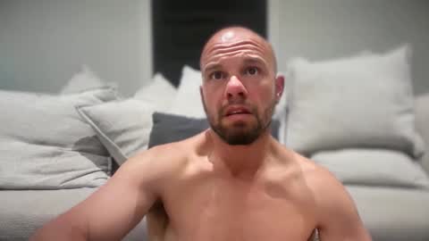 aussieboycal online show from May 23, 11:36 am