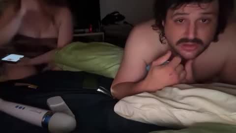 aussiecouple101798558 online show from March 31, 7:25 pm