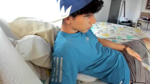 Snapshot of austin1119a chatting on February 7, 5:27 pm austin1119a online show from February 7, 5:27 pm