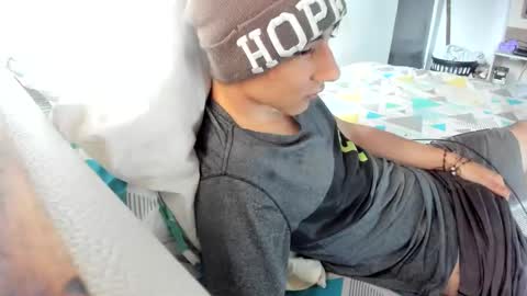 Snapshot of austin1119a chatting on February 10, 5:28 pm austin1119a online show from February 10, 5:28 pm